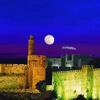 MoonoverJerusalem